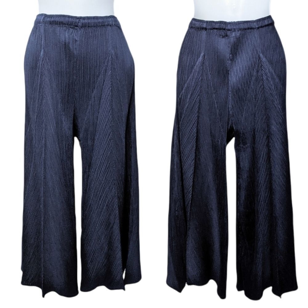 NWT CAARA Crinkle Pleat Wide Flare Leg Cropped Lounge Pants M - Picture 8 of 8
